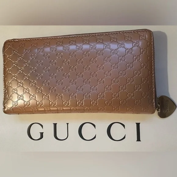 Gucci Metallic Microguccissima Zip Around Heart Wallet Pink - Picture 3 of 13